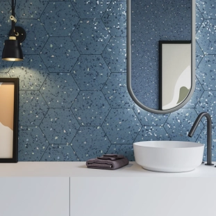 Inspire 20x24 blue hexagon